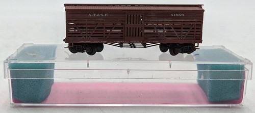 Roundhouse 8781 N Scale Santa Fe 36' O.T. Stock Car #51959/Box | Condition: Used