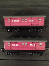 Ertl SODOR MAIL COACHES 1995 / Vintage Plastic Thomas Friends trains 1990s