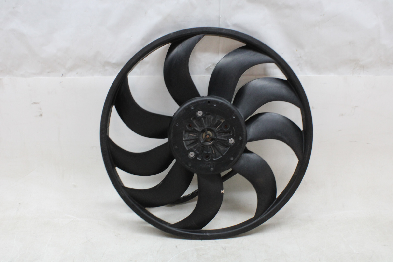 2022 MASERATI LEVANTE MODENA RADIATOR COOLING FAN 500139705 OEM 21 22 23 24