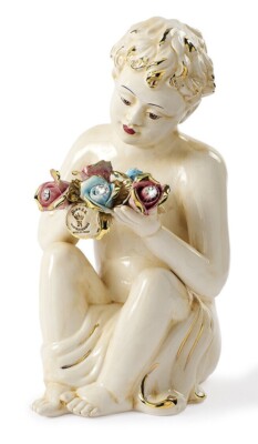 Porzellan Figur Kind Figur mit Rosen und Blumen Capodimonte Engel Putto