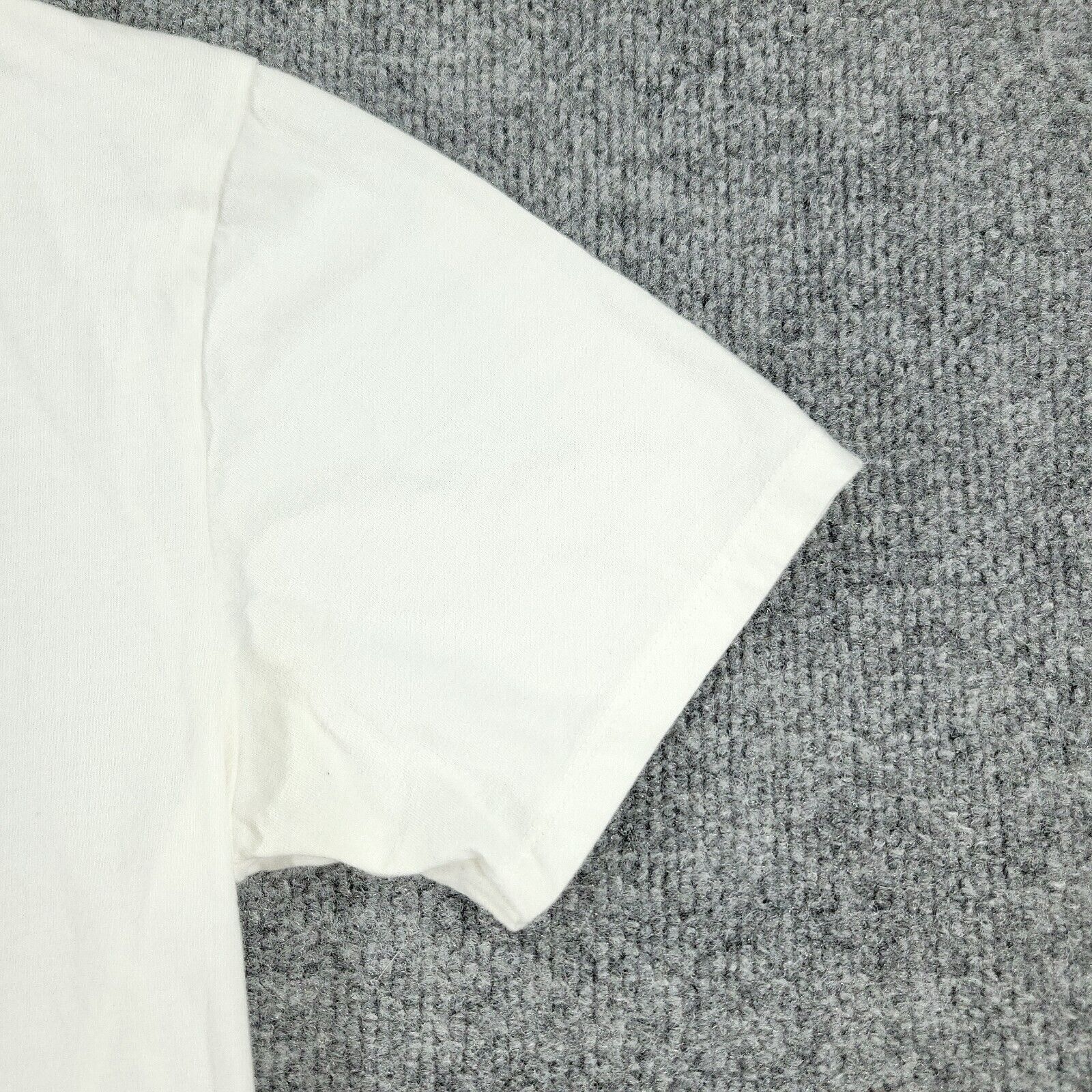 Chipotle Shirt Men's Small White Restaurant Patch Logo Uniform Graphic Tee Adult