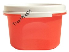 TUPPERWARE Modular Mates Round 1 Container 7 oz Chili Pepper Red White Seal Lid