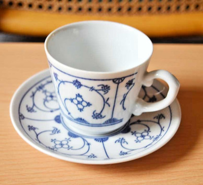 Kahla Kaffeetasse Tasse + Unterteller Orginal Indisch blau Saks H 7 cm Ø 8 cm