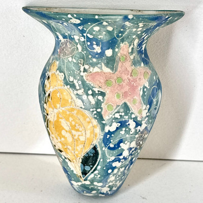 Vintage Studiokeramik Wandvase Sea Life Design signiert Sally Burke 1997 Keramik