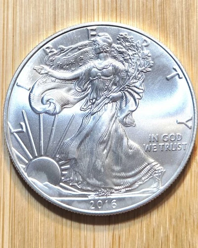 2016 American Silver Eagle 1 oz .999 Fine Silver $1 BU US Coin Bullion Round