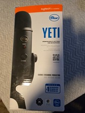 Blue Yeti Professional Multi-Pattern USB Condenser Microphone - Blackout