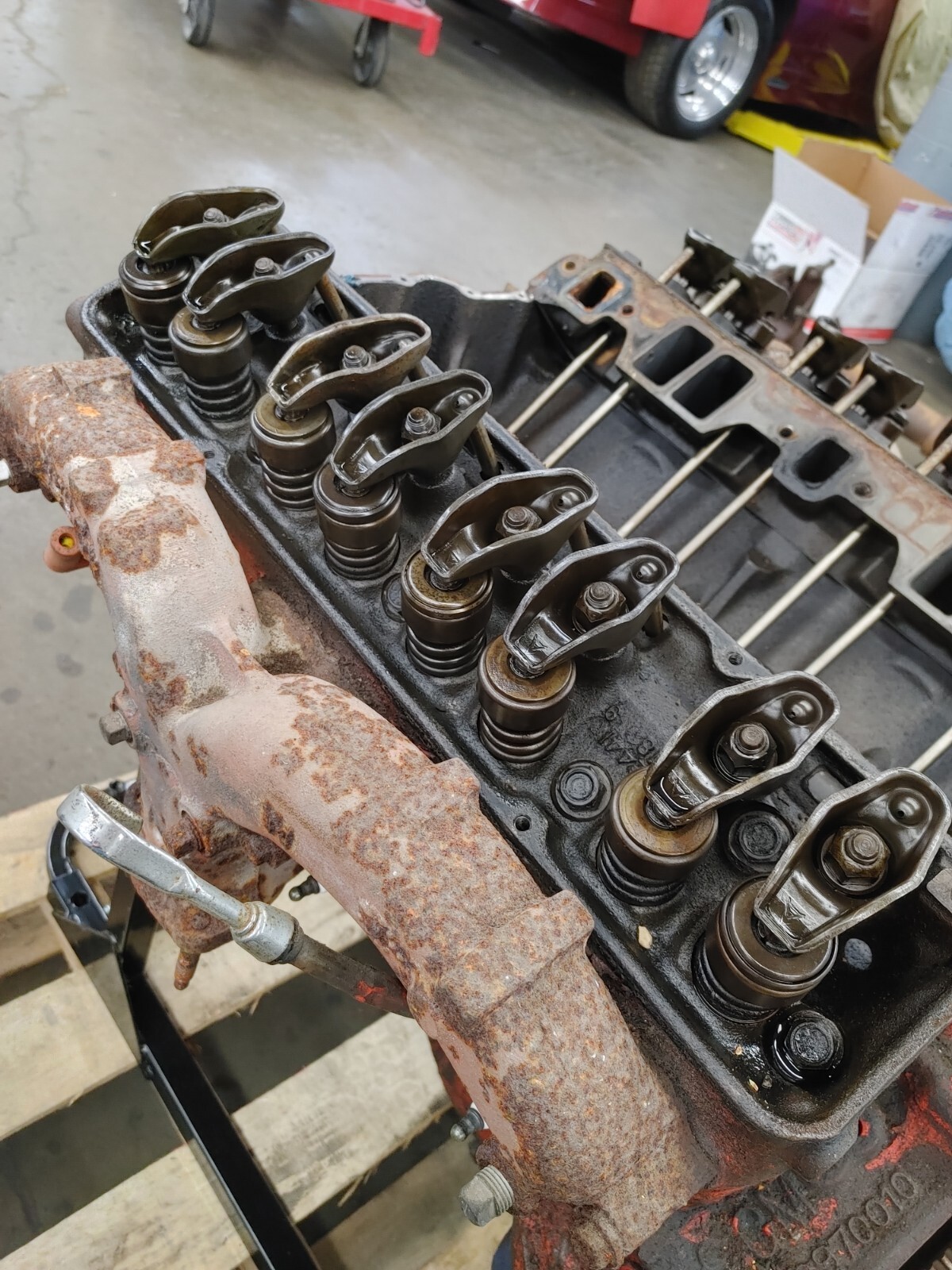 196972 SBC Small Block Chevy 350 Long Block 3970010 J251 Heads