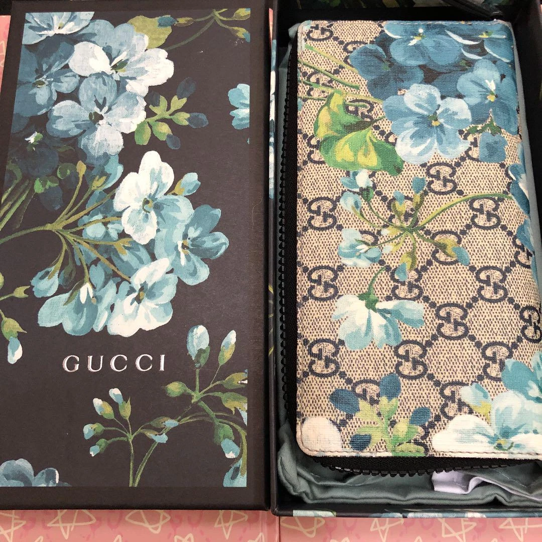 Gucci bloom wallet blue sale