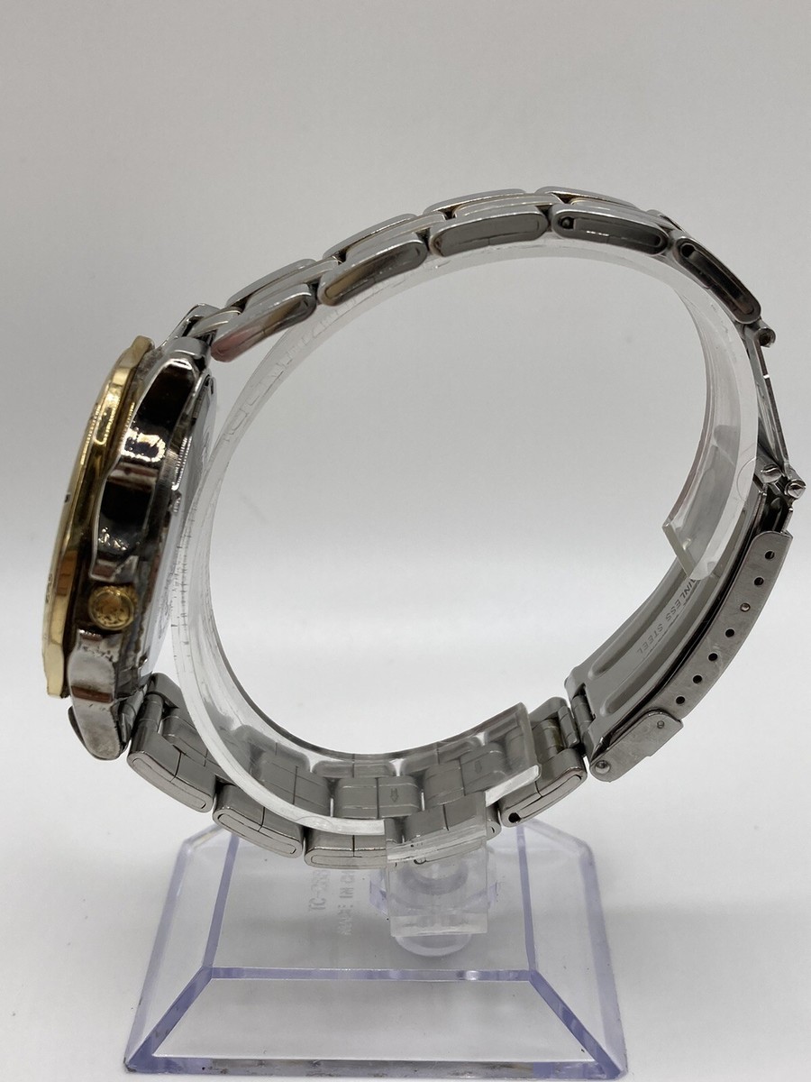 Vintage Guess Waterpro 97