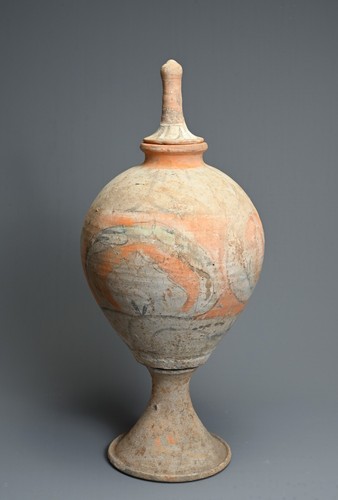 LARGE MUSEUM QUALITY CHINESE TANG DYNASTY (618-907 AD) PAINTED POTTERY VASE - Picture 16 of 16