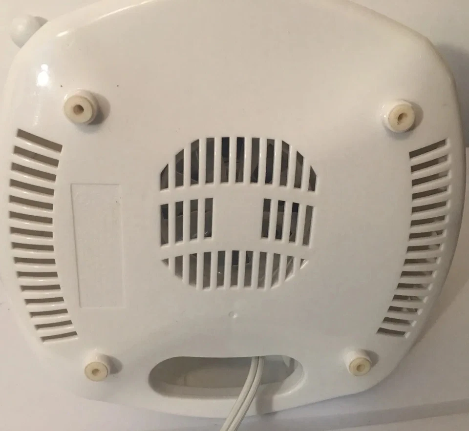 Heladera y sorbete de yogur congelado Cuisinart HACE 1,5 CUARTOS DE GALÓN AUTOMÁTICO Foto 4 de 4