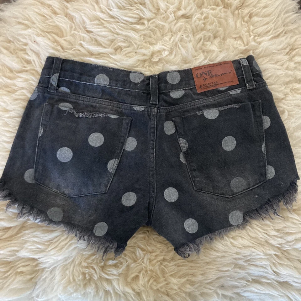 Pantalones cortos One Teaspoon Le Femme Bonitas negros a lunares talla 27 Foto 4 de 4