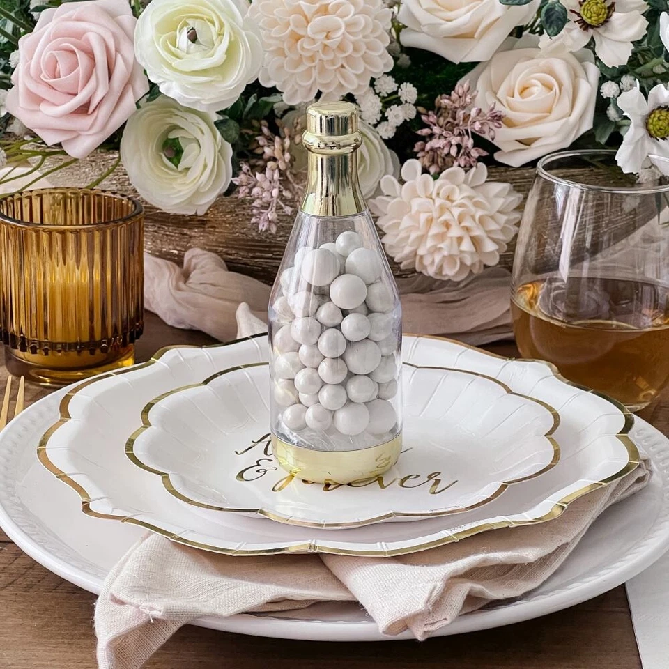 Mini contenedores de botellas de champán para boda Kate Aspen dorados metálicos - (juego de 12) Foto 2 de 4