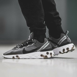 react element 87 black and white