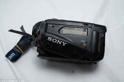 Sony CCD-TR850 Video8 Handheld Camcorder - Used - Fully