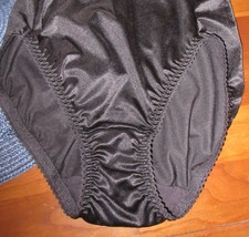 vtg VANITY FAIR SECOND SKIN BLACK 48301 satin HI LEG shaper panties M/6