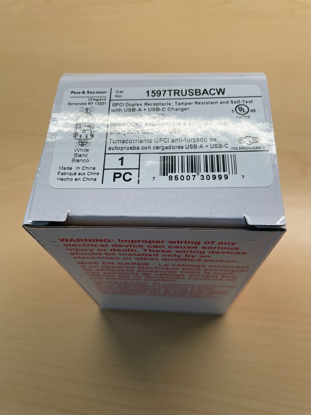 LEGRAND 1597TRUSBACW GFCI DUPLEX RECEPTACLE TAMPER RESISTANT WITH USB-A & USB-C