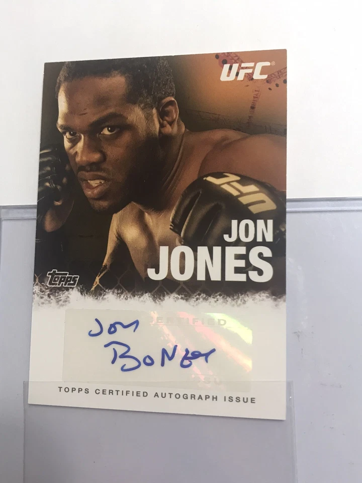 2010 Topps UFC Jon Jones Auto “Bones” Fighter Autographed Card #FA-JJ - Image 4 of 4