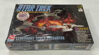AMT ERTL # 8254 Legendary Space Encounter (Seald) 1:600 Scale LR RG