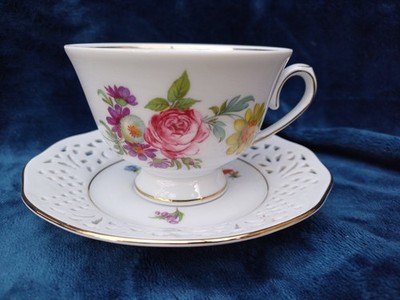 Sammeltasse Ingres Weiss Form Marienbad  Tasse Unterteller Blumen