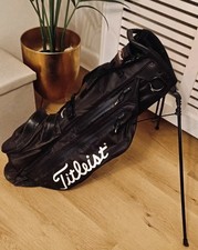 Titleist StaDry Players 4 Stand Bag / Lightweight / With Headcover /Good Quality