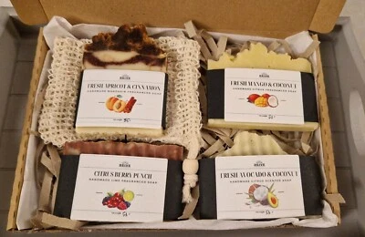 Deive Handmade Artisan 4 small natural Fruit Soaps gift set with Soap Bag