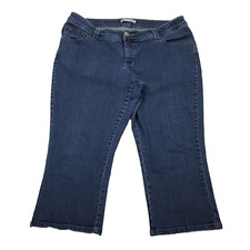 Lee Natural Fit Capri Jeans, Womens Size 34, Dark Wash Blue, Inseam 21 in