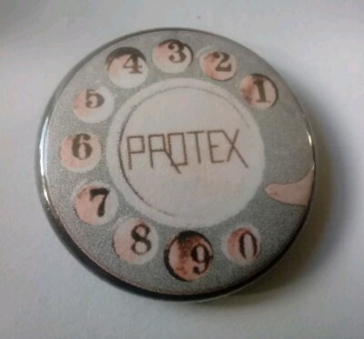 Protex - Belfast Punk - D Pin Abzeichen 