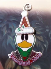 DISNEY PIN DONALD DUCK CHRISTMAS SURPRISE 2 LAYERED PIN-1 PIN AS SHOWN