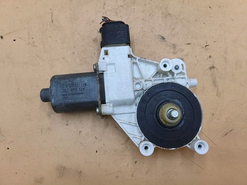 Fensterhebermotor BMW 3er E90 E91 Vorne Links 6927027 0130822226 Original