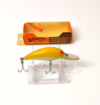 collectible wood fishing lures Making Wooden The pieces are hand Bass Pro Shops Reel G-Ratt Baits lb Test:15 lb