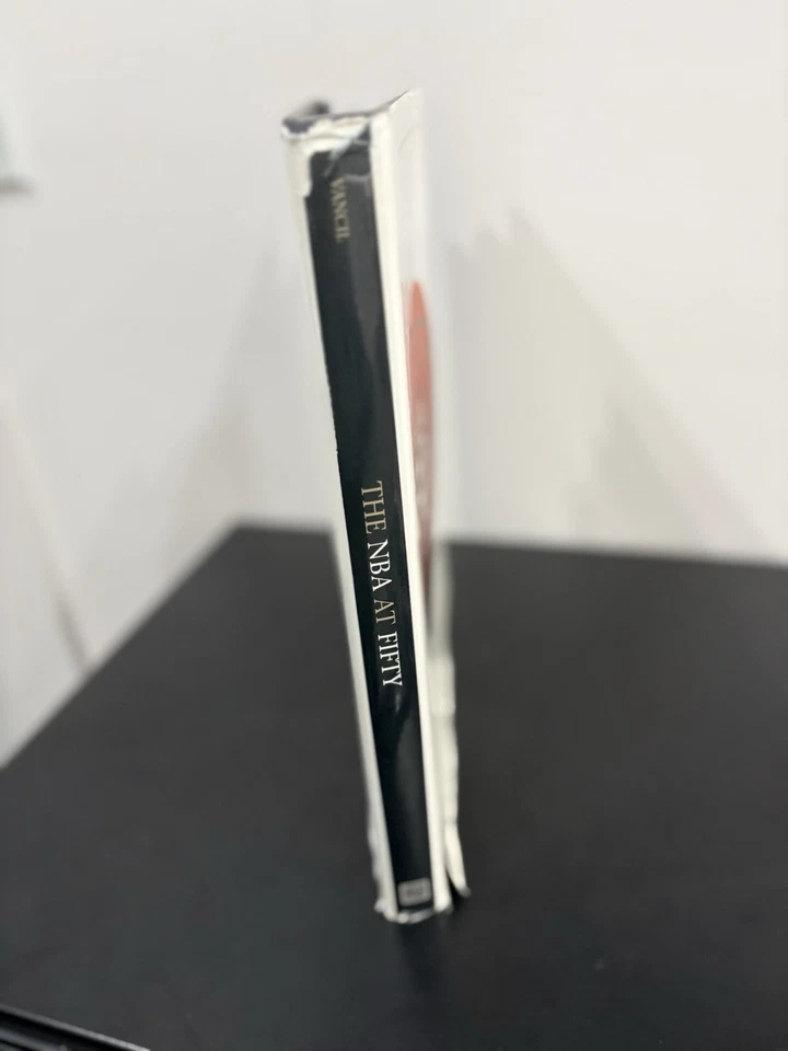 NBA at 50 Edited by Mark Vancil Foreward by David Halberstam 1996 1st Ed. HCDJ Foto 4 de 4