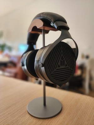 Monolith M1070 Planar Headphones