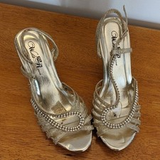 Vintage Platinum Rhinestone Pumps size 6