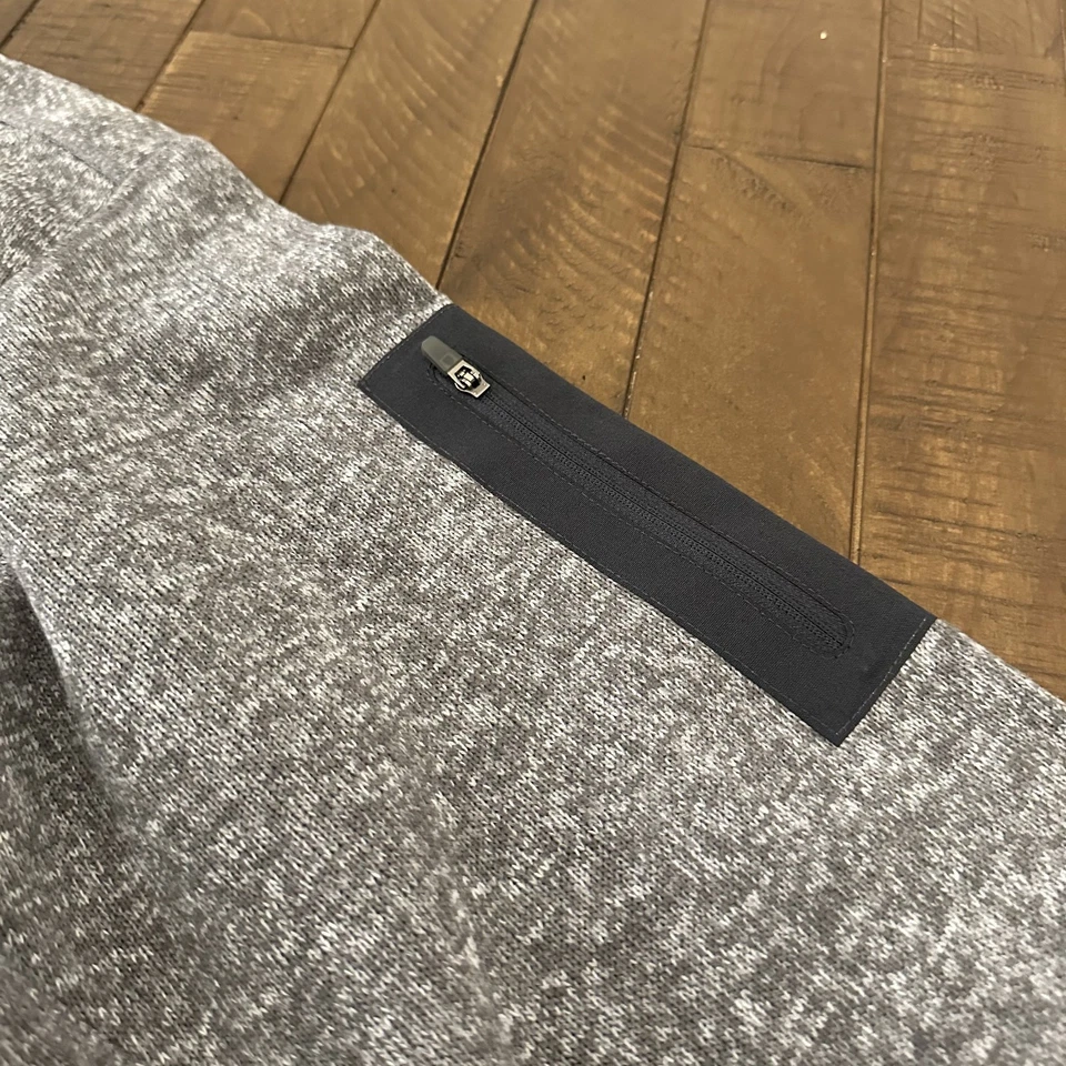 Pulôver masculino novo com etiquetas Antigua Milwaukee Bucks NBA 1/4 zíper Fortune tamanho GG - Imagem 4 de 4