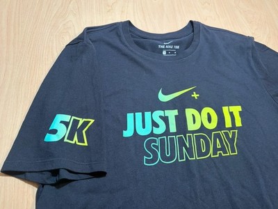 Nike T-Shirt Nike Run Club Dri-Fit Running NRC 5k NEW Medium Just Do It Sunday