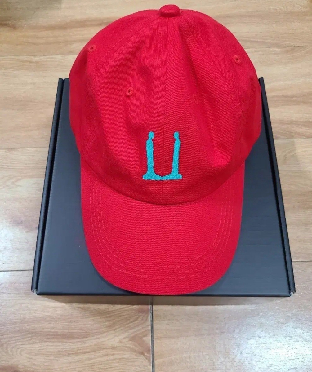 G-DRAGON Ball Cap (Blue [Sealed] / Red [Opened]) MEDIA EXHIBITION