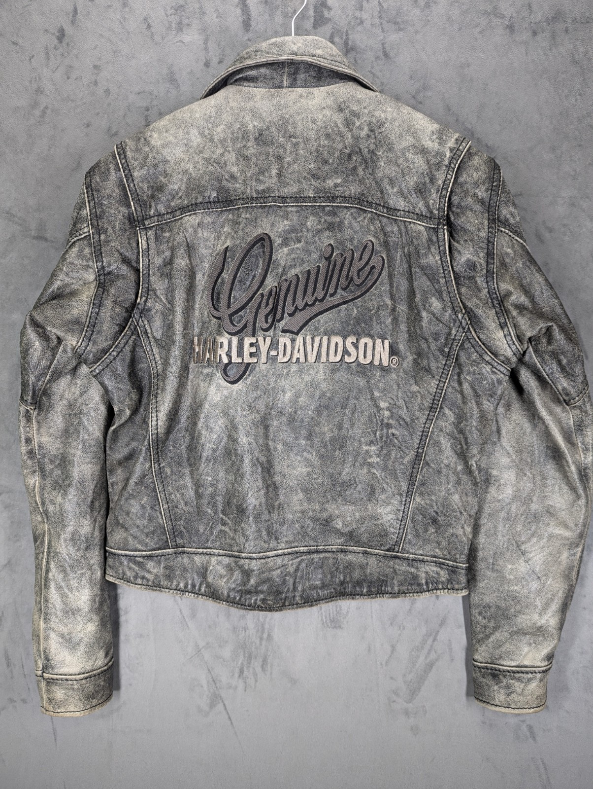Harley Davidson Distressed Leather Racing Jacket Women's Medium Short Slim USA image 2