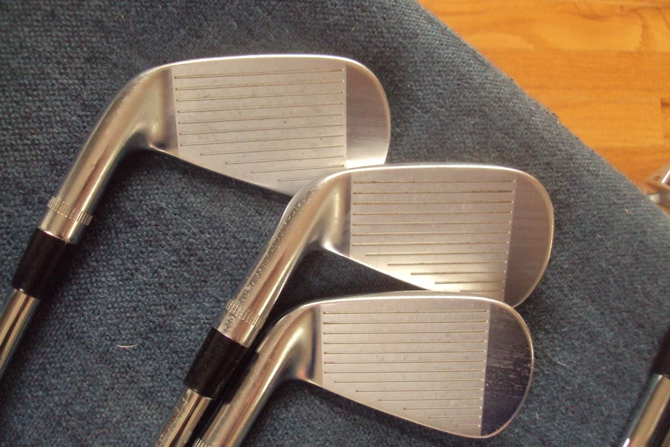 Callaway Apex 24 CB Forged irons 4-9(no PW) DG Tour Issue X100 std length. - Image 4 of 4