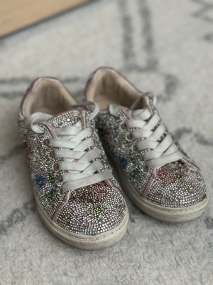 Betsey Johnson Sidny Floral Multi Color Rhinestones.   Size  1