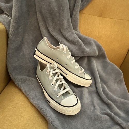 Converse Men's size 4 / Women’s size 6 Sage Low Top Sneaker Casual Athletic New