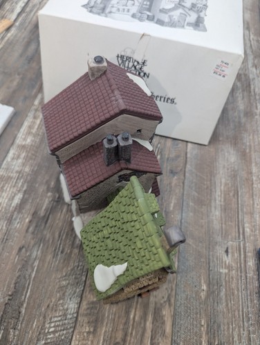 Dept 56 Dickens Heritage Village Oliver Twist Fagins Hideaway w/Box & Light.🩵 - Picture 10 of 15
