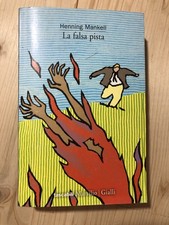 Libro Henning Mankell - La falsa pista (Marsilio)