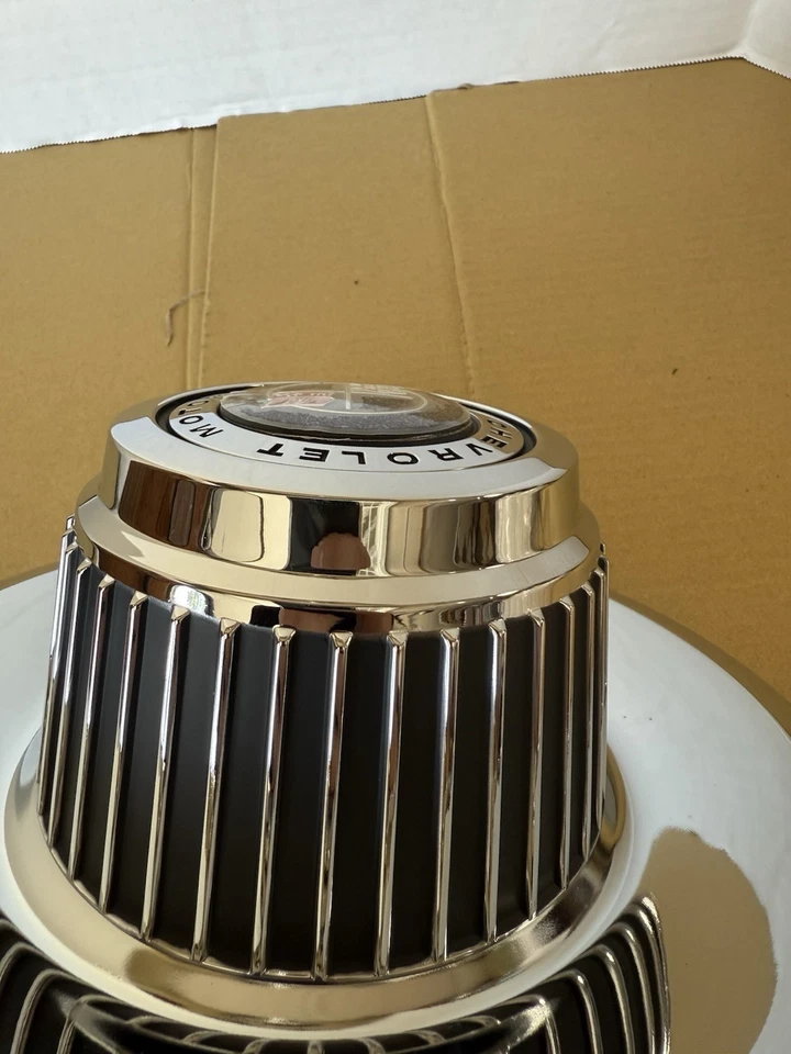 1 ЦЕНТРАЛЬНЫЕ КОЛПАКИ CHEVROLET DERBY CORVETTE КОЛЕСА ДЛЯ РАЛЛИ, ЛИЦЕНЗИЯ GM, МЕТАЛЛ, ФЛАГИ - Изображение 4 из 4