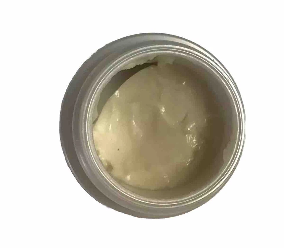 Crema de uñas fortalecedora Sally Hansen HARD AS NAILS 2765 establecida por favor leer Foto 2 de 2