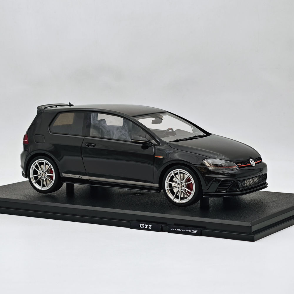 DNA Collectibles 1/18 Volkswagen Golf GTI VII Clubsport s 2017