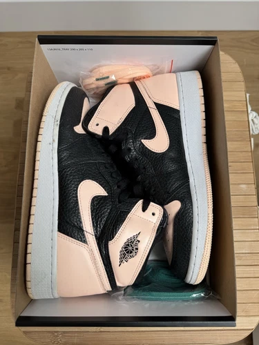 Taglia 6 Air Jordan 1 Retro OG High Crimson Tint