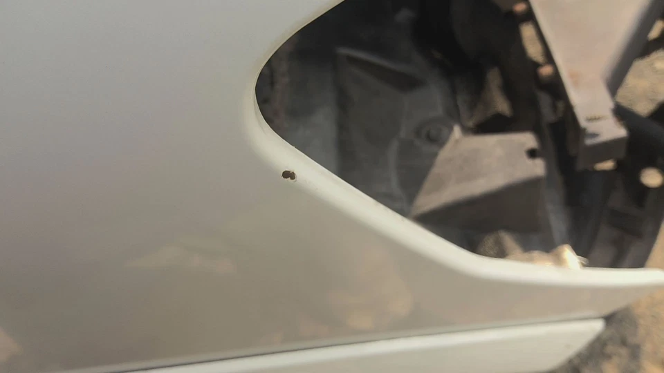 07 INFINITI QX56 Fender Passenger Side Foto 2 de 2