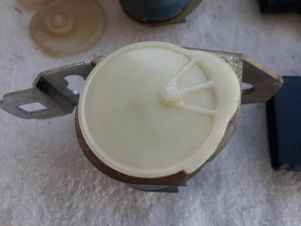 Ford Ranchero Torino 1970 cinturón de seguridad piezas retractor cubierta azul Foto 4 de 4