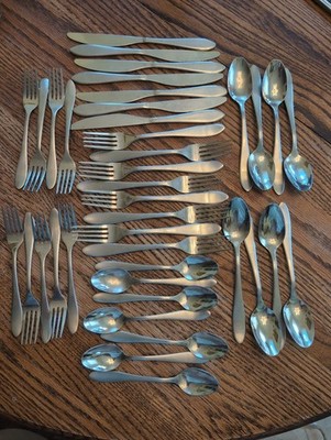 Cambridge 39 Pieces Glossy Heavy Stainless Flatware Set Service For 8 Minus 2